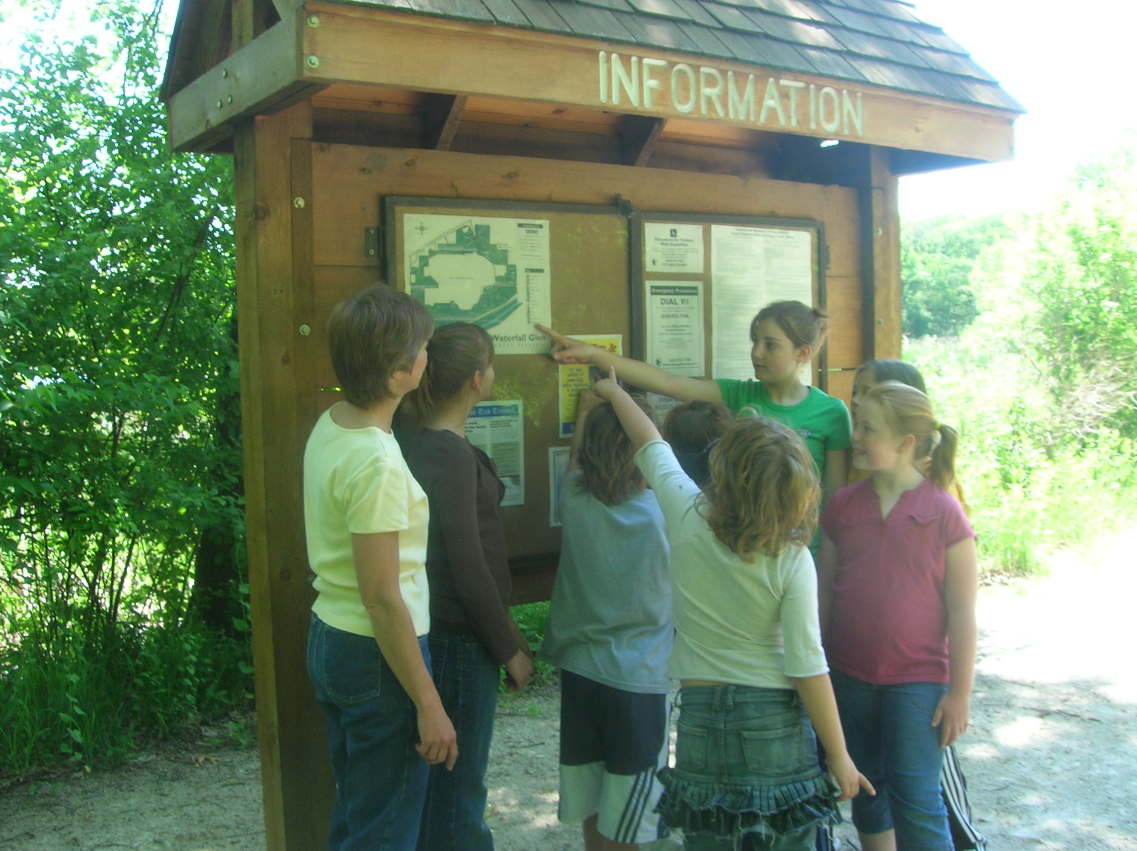 Linda Painter for Forest Preserve Commissioner teaching the children